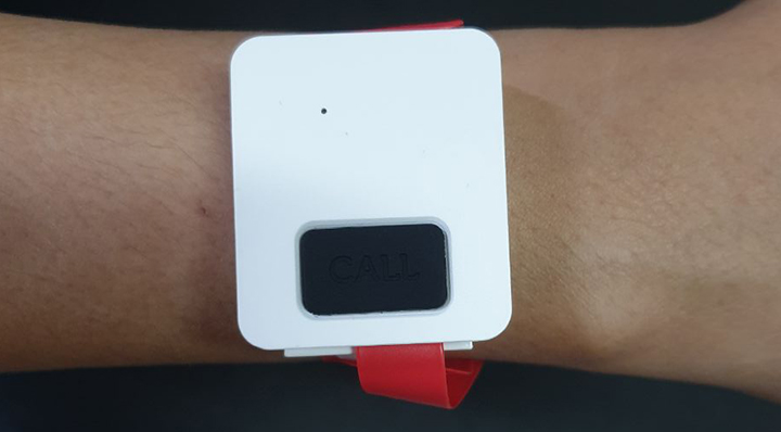 lorabots-gps-beacon-bracelet-trackers-for-covid-19-coronavirus-in-singapore